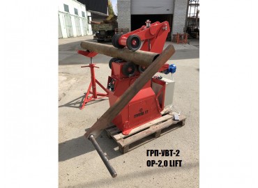 Универсальные вращатели труб УВТ-2 на производстве